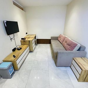 Stayez Studio Apartments